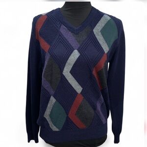 Wolsey V-Neck Sweater with Geometric Pattern